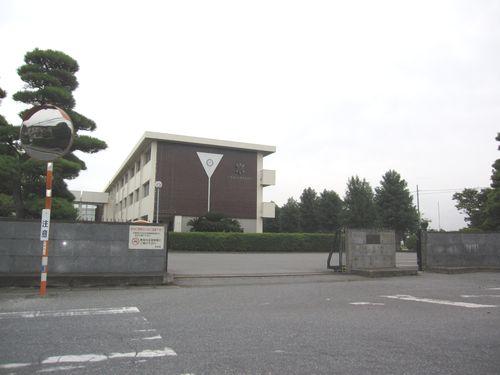 千葉県立京葉高校：1760m