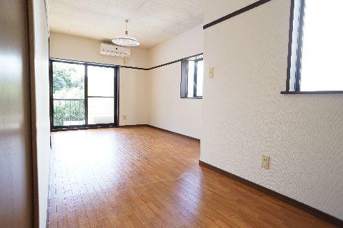 山倉新座　1号棟 部屋画像