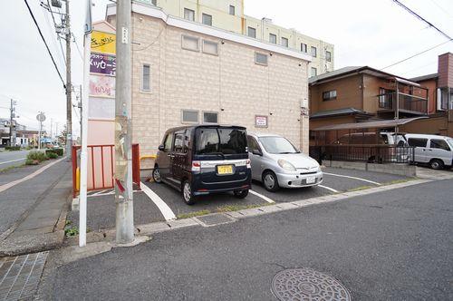 アンバサダーＭＩＮＩ（C） 駐車場