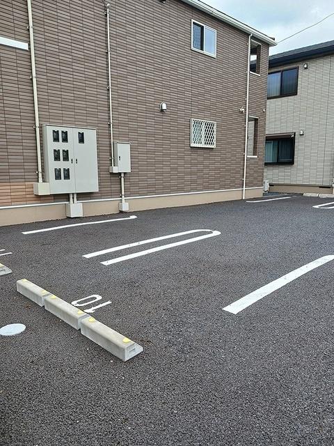 グランド　Ⅱ（203） 駐車場