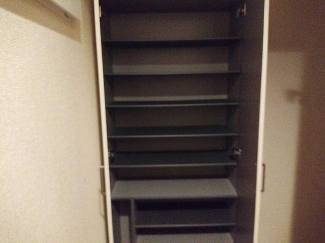 ルミエール五井・Ⅰ（101） 部屋画像
