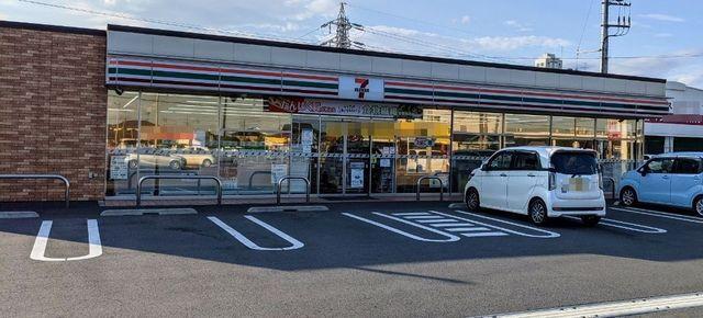 セブン-イレブン 市原白金通り：150m