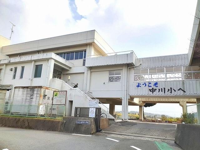 袖ケ浦市立中川小学校：650m