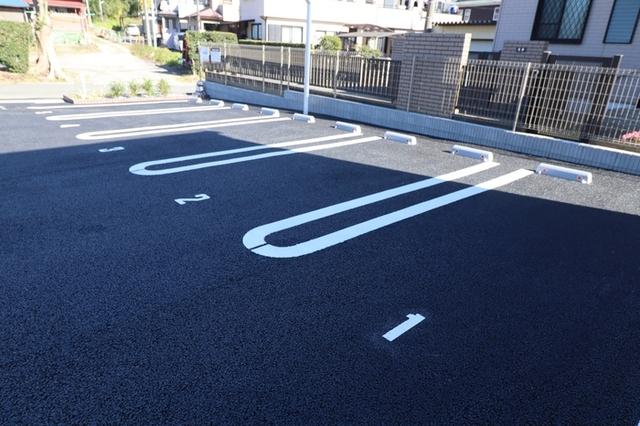 D・ルチア（105） 駐車場