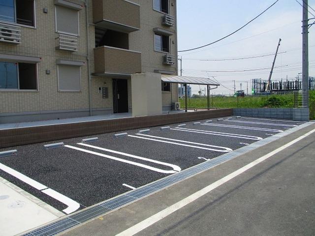COMFORTIA（201） 駐車場