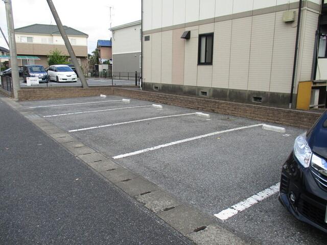ひばり野ハイツ　Ｂ（201） 駐車場