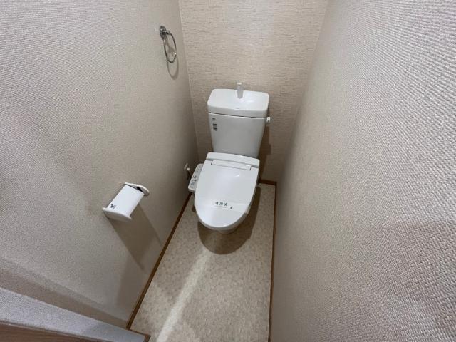 ラージヒル尼崎東 トイレ