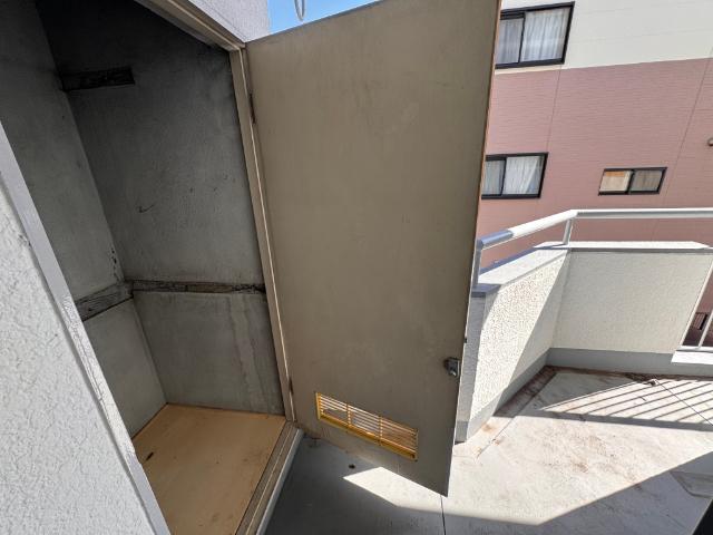 大屋町ハイツ 収納