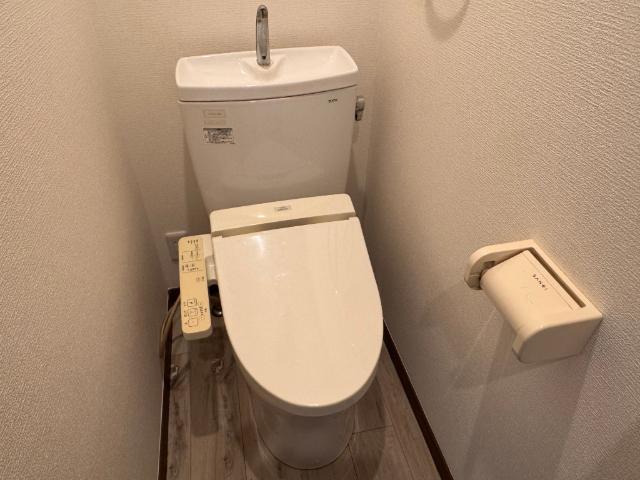 Un Demi トイレ