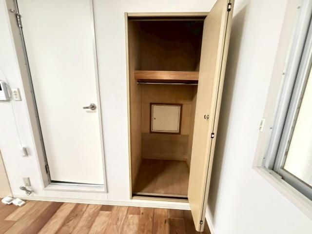 ユニーブル新大阪 収納