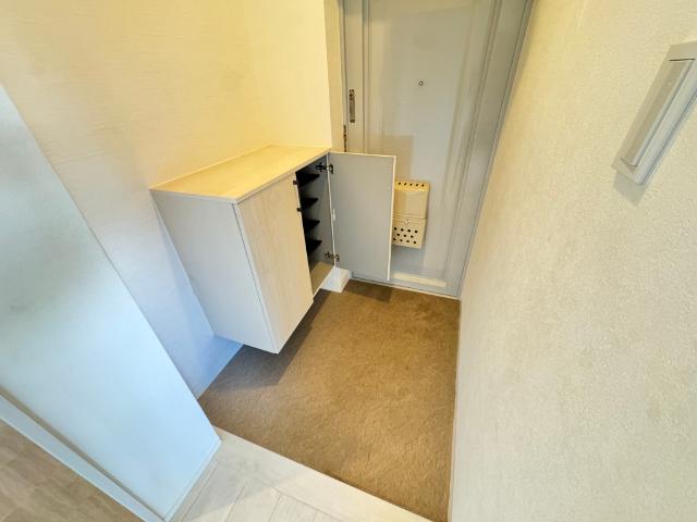 大屋町ハイツ 玄関