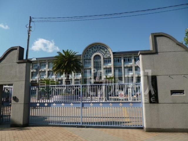 尼崎市立明城小学校：1114m