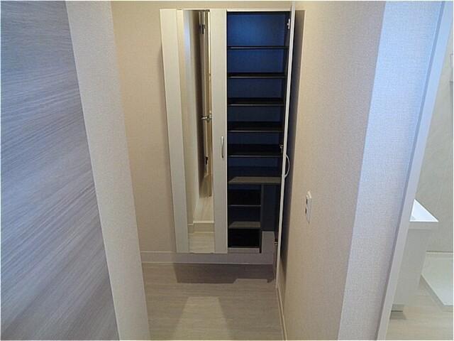 D-room請西南 A棟（103） 玄関