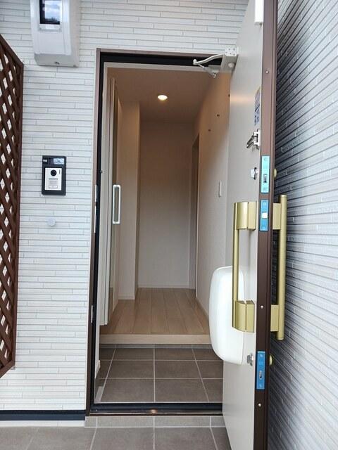 エクセレント　アークⅠ（103） 玄関