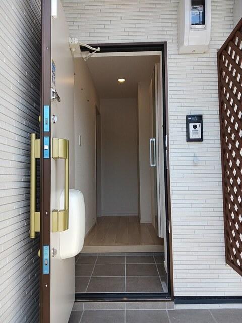 エクセレント　アークⅠ（102） 玄関