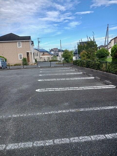 ローマ・アリエスＣ（201） 駐車場