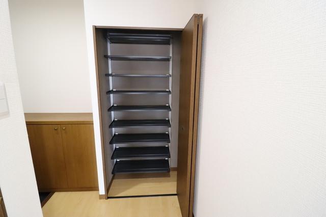 オーシャンビュー壱番館（1303） 部屋画像