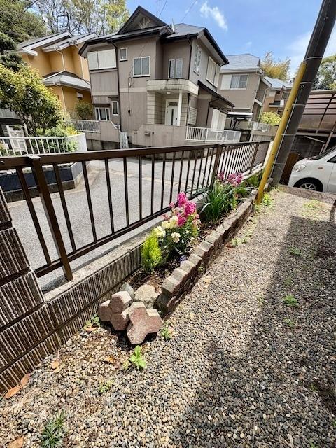 内田貸戸建 庭