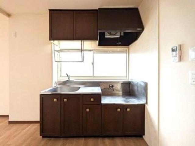ヴェルメゾンおゆみ野　Ｃ（101） キッチン