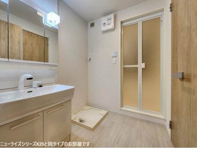 ヒカルサ市原五井（103） 洗面