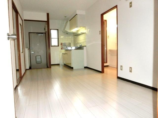 ファーストグリーン　Ｂ（103） 部屋画像