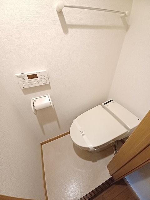 セモア中山（210） トイレ