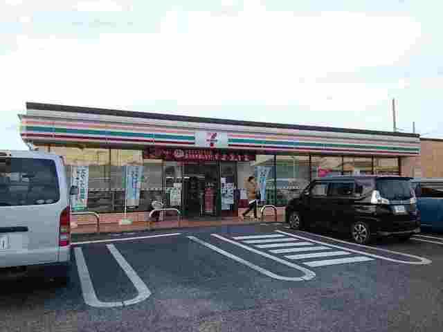 セブンイレブン木更津請西南店：600m