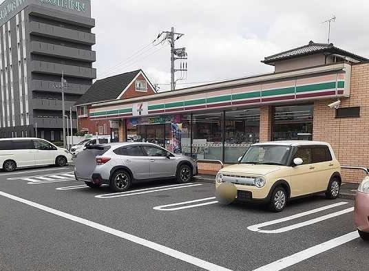 セブンイレブン清見台３丁目店：500m