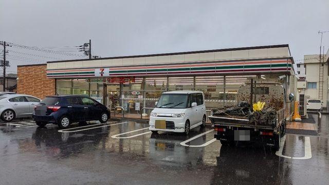 セブンイレブン木更津朝日１丁目：100m