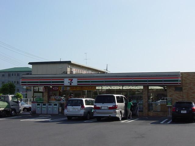 セブンイレブン：160m