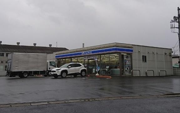 ローソン市原玉前店：250m