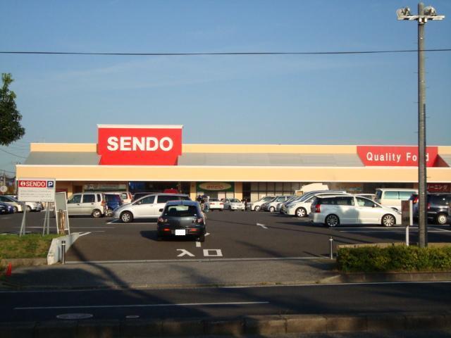 せんどう（スーパー）：854m