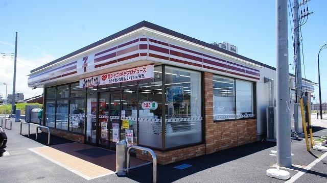 セブンイレブン袖ヶ浦駅北口店：750m