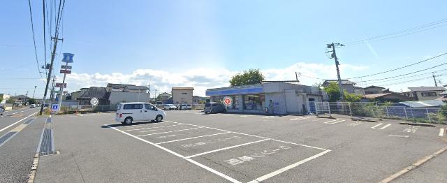 ローソン市原馬立店：584m