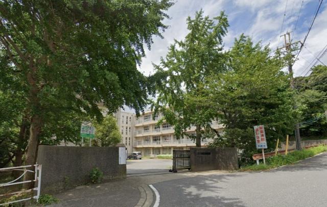 市原市立姉崎中学校：1054m
