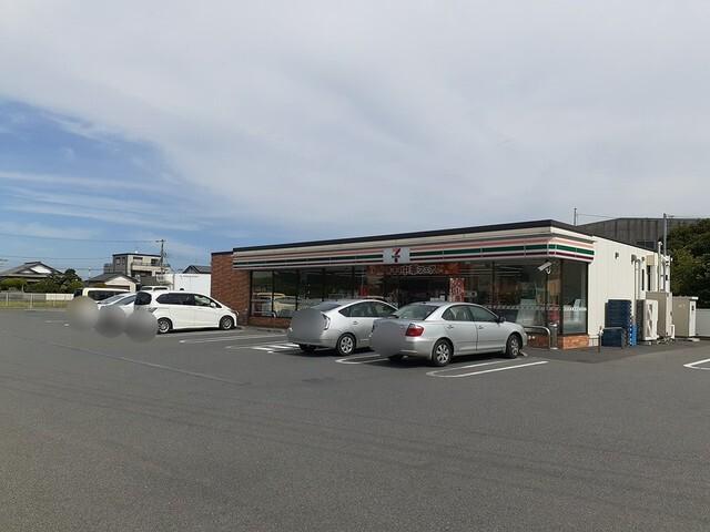 セブンイレブン木更津江川店：150m