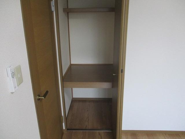 トリニシティ　壱番館（301） 収納
