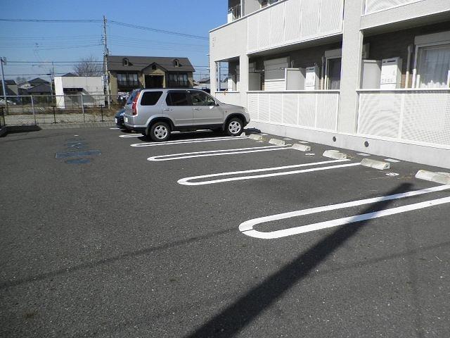 ヴィラ　ジュネス（105） 駐車場