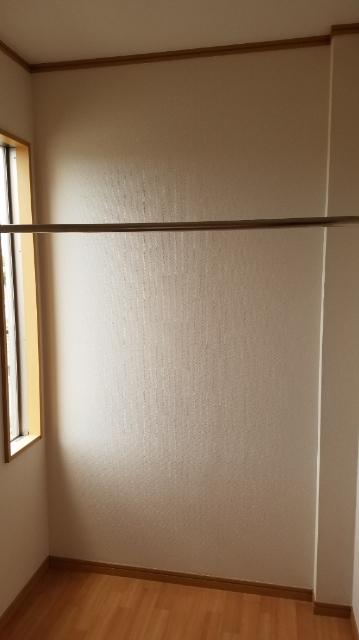 グレイス浜野　Ａ（102） 収納