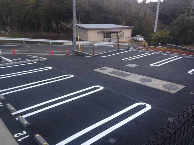 カーサ・ドルミーレⅡ（203） 駐車場