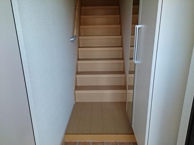カーサ・ドルミーレⅡ（203） 玄関