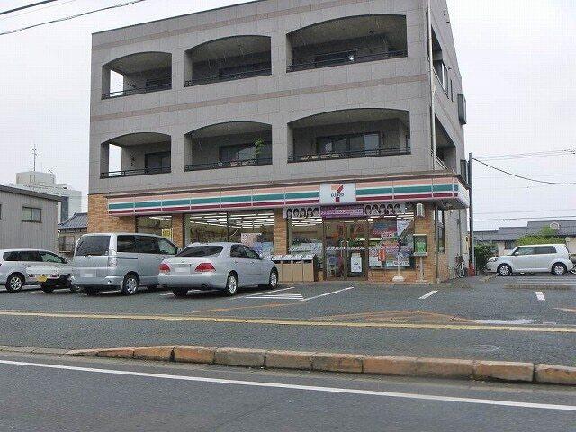 セブンイレブン袖ケ浦奈良輪店：270m