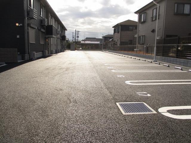 アルカディア（201） 駐車場