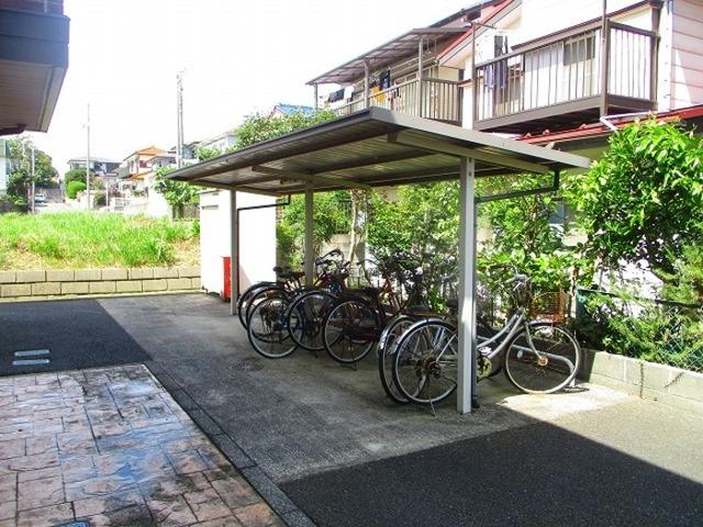 ノーブルタウン　弐番館（203） 駐車場