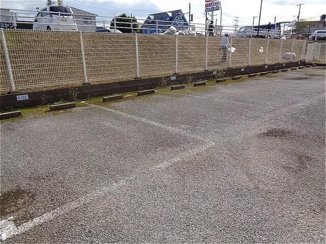 サウスコーポA（202） 駐車場