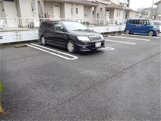 長浦駅前ハイツ　A（A-2） 駐車場