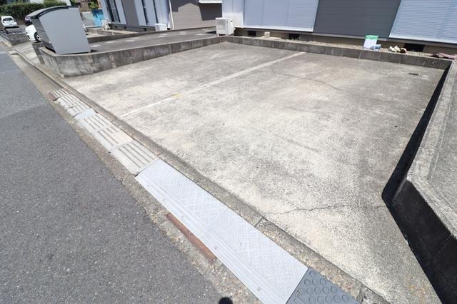 ドリームハイツ スズキ　1･2･3･5（31） 駐車場