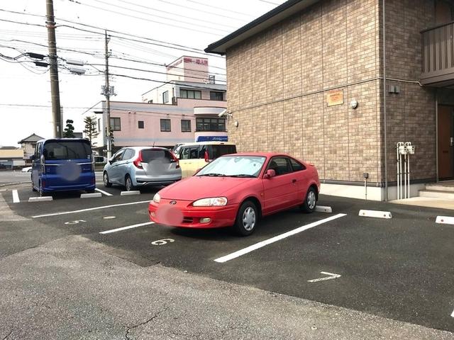 グラン　フェルト（205） 駐車場