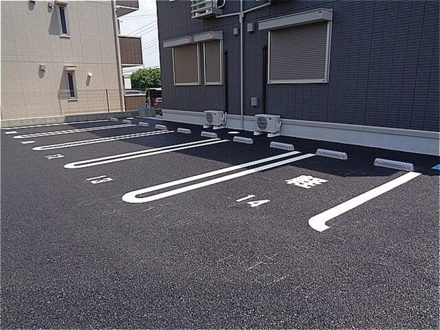 D-room請西南 A棟（103） 駐車場
