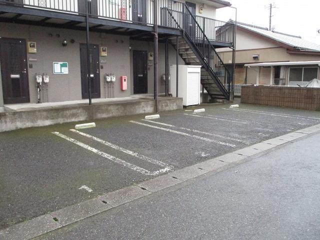 アーバンライフ（102） 駐車場